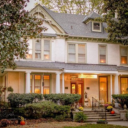 Magnolia House Inn Хамптън Екстериор снимка