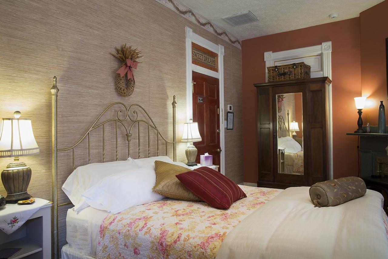 Magnolia House Inn Хамптън Екстериор снимка